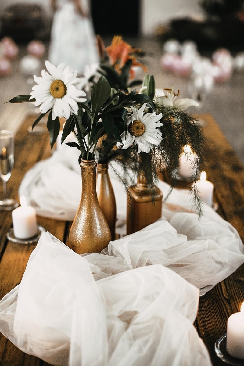 Rustic Barn Wedding Decor
